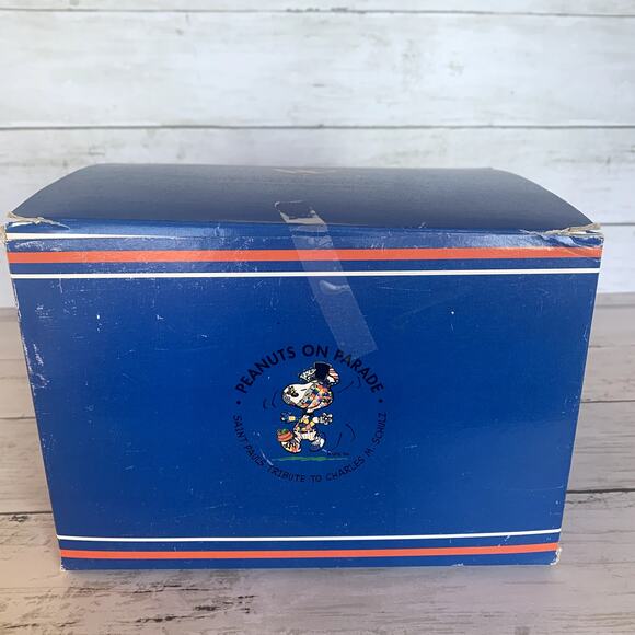 Peanuts Westland Giftware On the Town Item No. 8401 Shopaholic Figurine - Picture 10 of 11